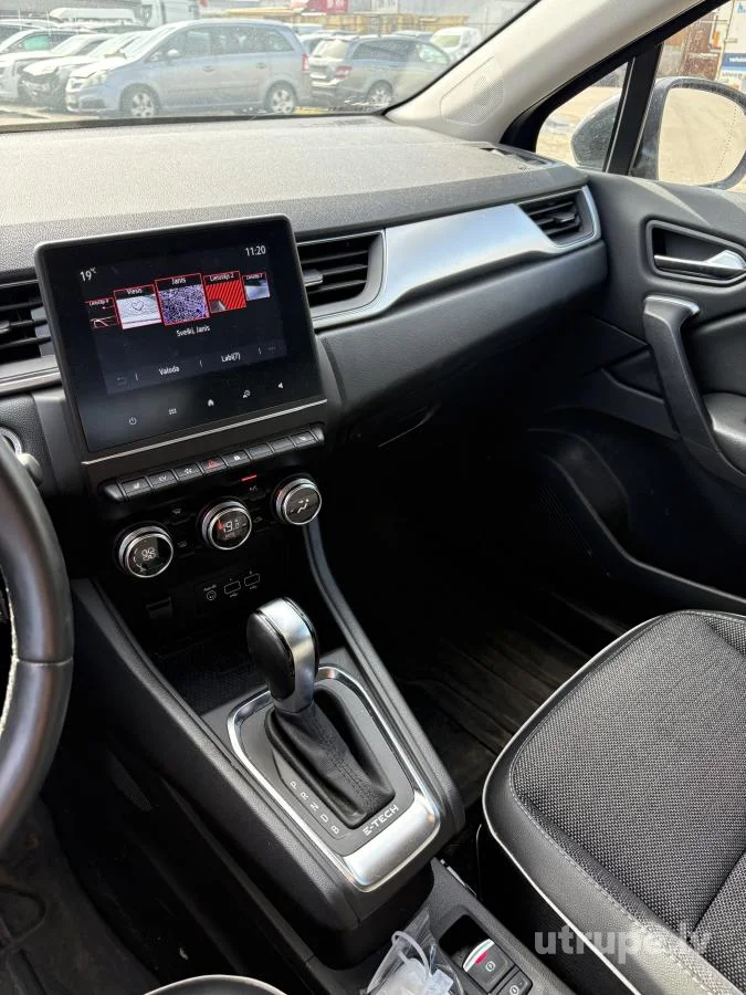 RENAULT CAPTUR