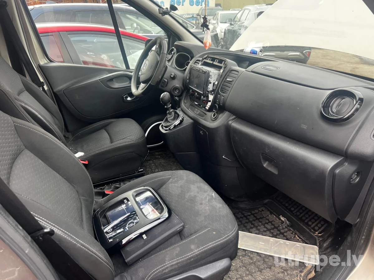 OPEL VIVARO-B
