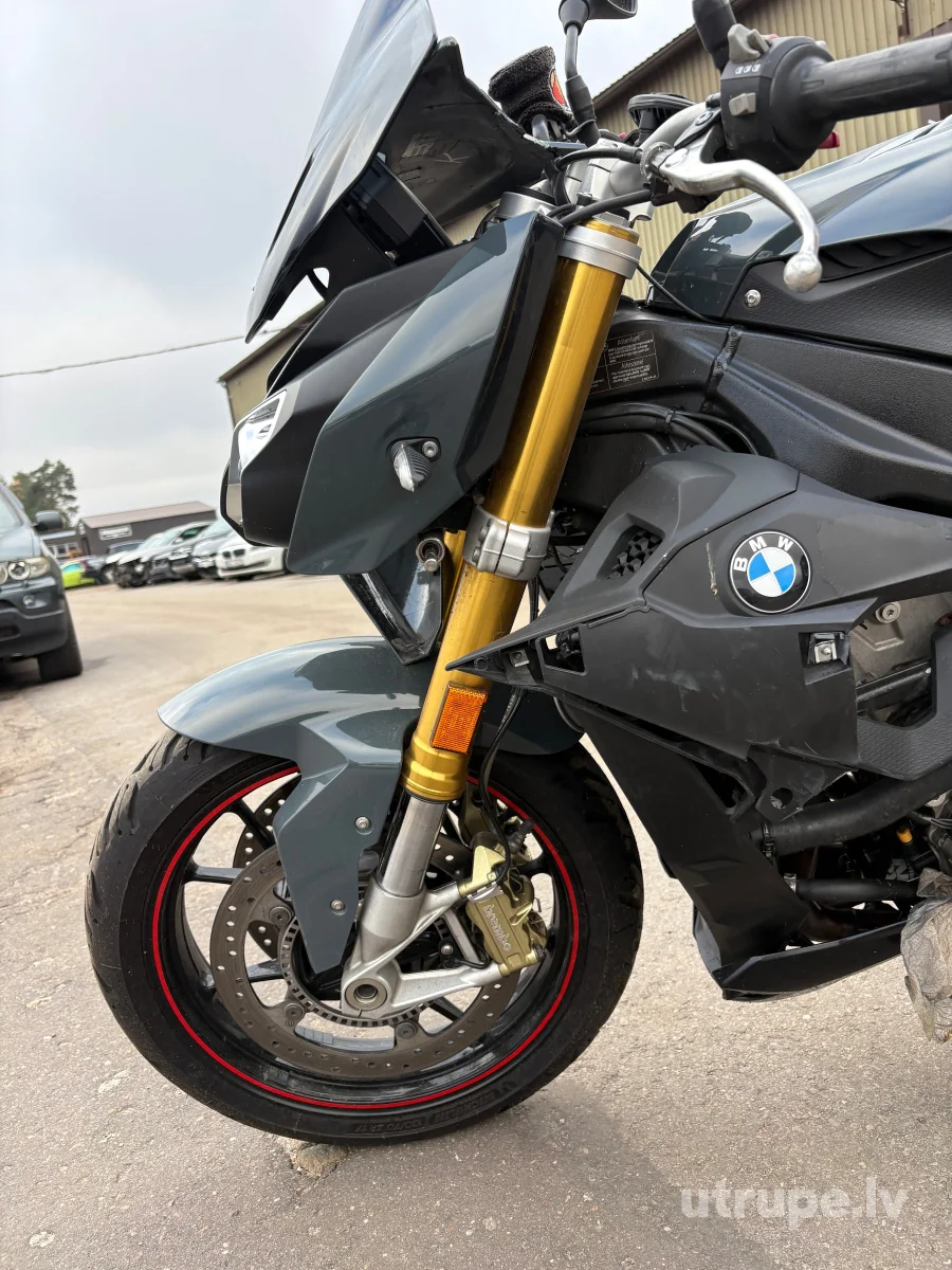 BMW S1000R