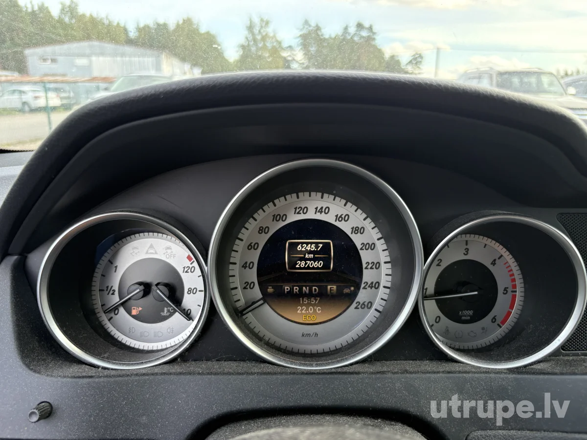 MERCEDES C250