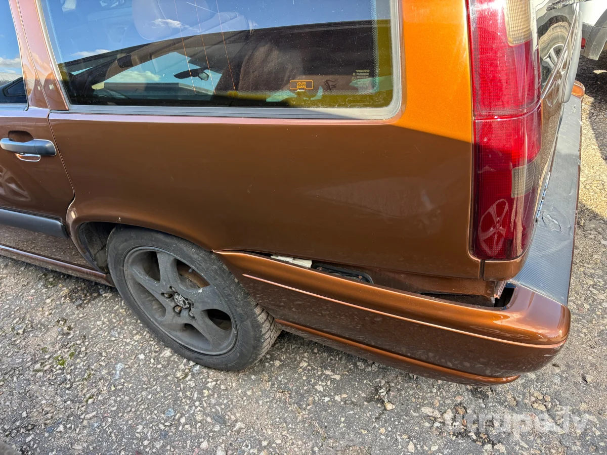 VOLVO V70