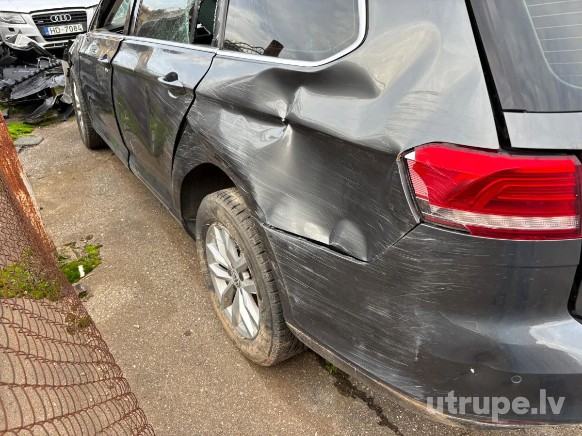 VOLKSWAGEN PASSAT (B8)